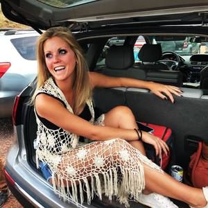 Meet your Posher, Jillian